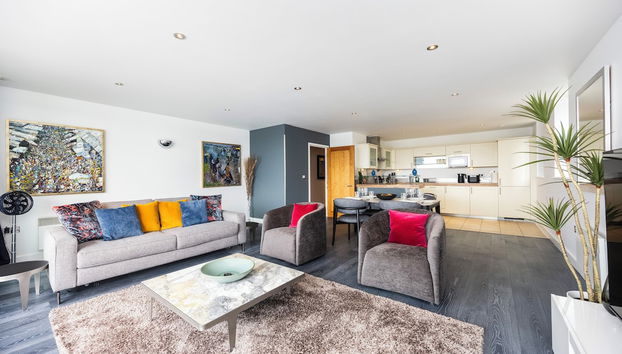 Koks Mews 2 Bed 2 Bath Apartment - ExCeL - Foto 5, Zona de estar