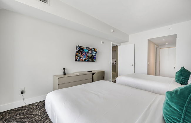 Luxury Beachfront Condos in Hollywood - Foto 34