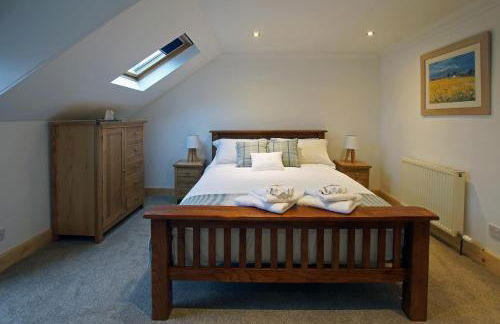 Cameron Cottage - Photo 1