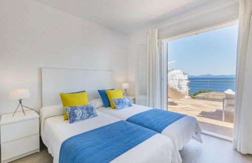 Villa Alcanada - Family only - Foto 26