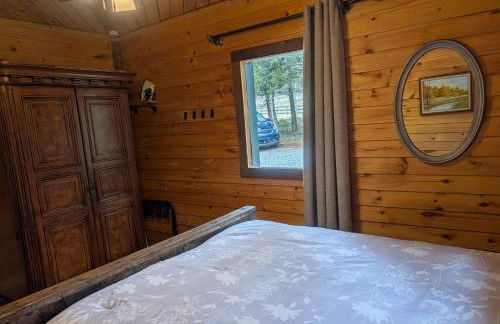 The Big Little Cabin - Hot Tub & Playground - Foto 15