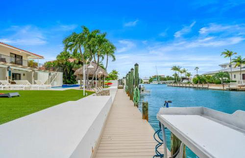 Deep Blue Waterfront Gem Pool Kayaks Dock - Foto 47