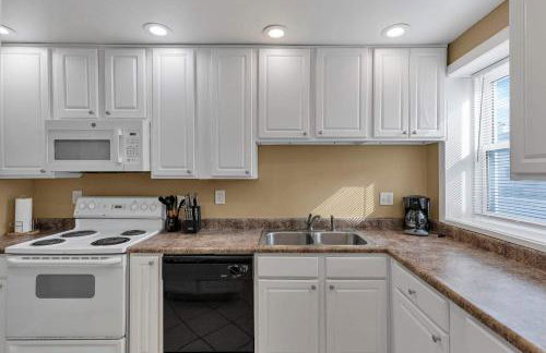 Your Central Columbus Retreat Awaits 5 BR 2 Bath - Foto 7