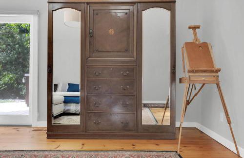 Stylish 3BR Retreat Close to Coast & Wineries - Foto 29