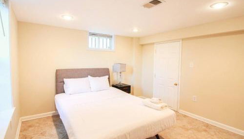 Basement Falls Church Free Parking - Foto 3