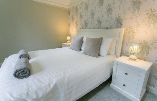 Gwynaeth Gwyn - Foto 11