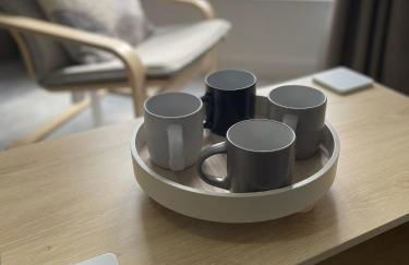 Modern 2-bedroom apartment, free parking for 2, walking distance to town centre - Foto 3