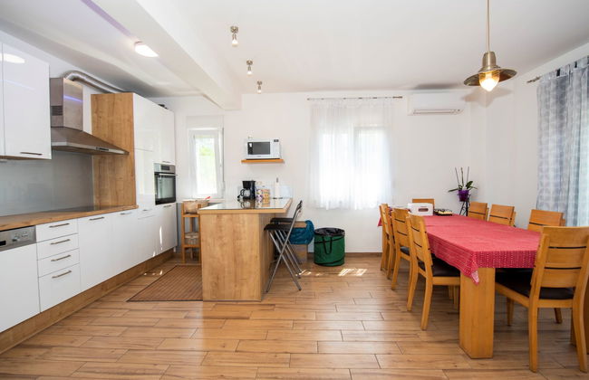 Stella Kastela - Foto 3