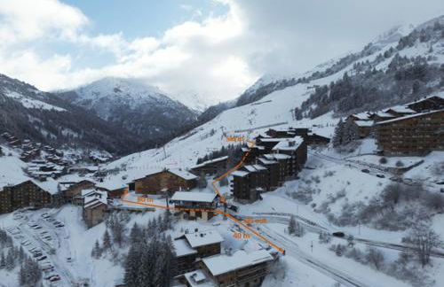 Chalet La Grande Ourse Meribel - superior duplex apartment - Foto 40