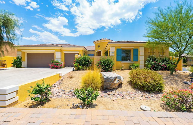 Luxurious 5BR Resort Style Home w/ Pool & Spa - Foto 38