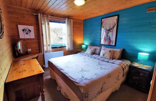 Glen Bay - 2 Bed Lodge on Friendly Farm Stay with Private Hot Tub - Foto 8