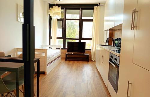 Hangar 18 - II - Foto 8