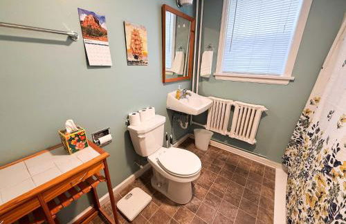 Peaceful Hideaway in Central Fargo - Foto 13