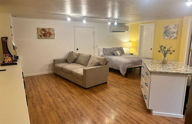 Medford Home and 2 Condos With Pool and Hot tub - Foto 2