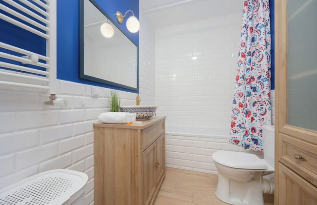 Warsaw Apartment With Parking by Renters - Foto 13