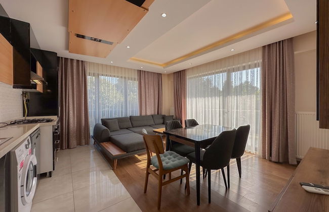 Flower City Suites - Photo 39