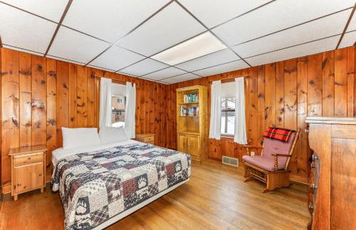 Bayview Cottage 3BR Fireplace Lakefront - Photo 5