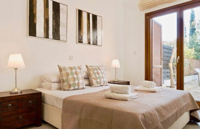 Beautiful 2 Bedroom Villa Proteus HG29 with private pool and pretty golf course views, Short walk to resort village square on Aphrodite Hills - Foto 6