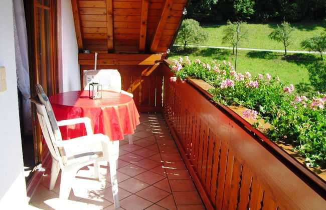 Comfortable Holiday Home in a Beautiful Location - Photo 15