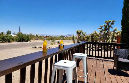 Modern Cabin with Arcade, Foosball Table and Fire Pit in Meadview, Arizona - Foto 22