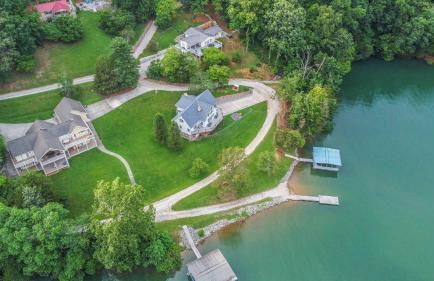 Family Friendly Lakefront with Private Dock Fire Pit Near Marinas - Foto 38