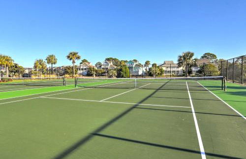 Swim and Relax St Helena Island Gem with Deck! - Foto 31