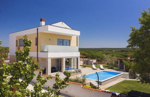 Family friendly house with a swimming pool Barbariga, Fazana - 22763 - Photo 1