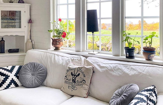 8 Person Holiday Home in Vackelsang - Photo 18