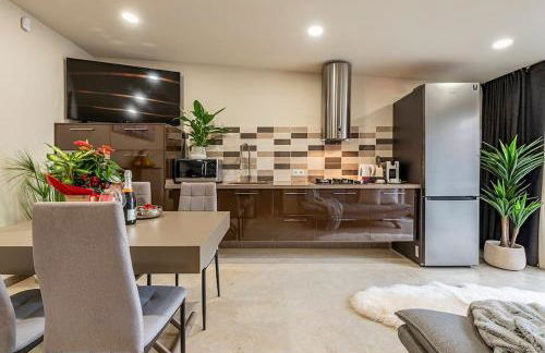 [2 min from the sea] pool, comfort and free WiFi - Foto 8