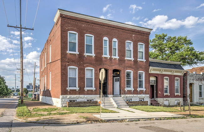 Delightfully Redesigned Home - JZ Vacation Rentals - Photo 33