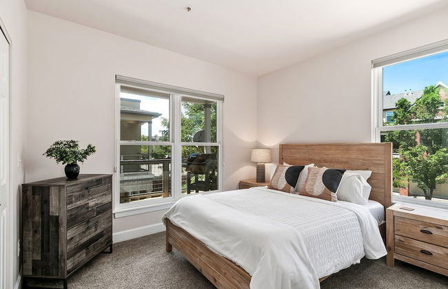 Quiet Urban Escape - Backs to Poudre River Trail - Foto 5