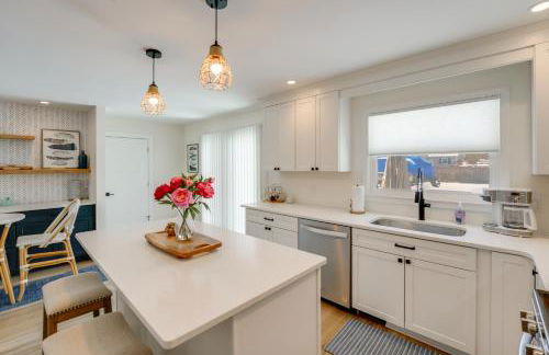 Deck, Fire Pit! Fully Updated Home Near Lake Huron - Photo 8