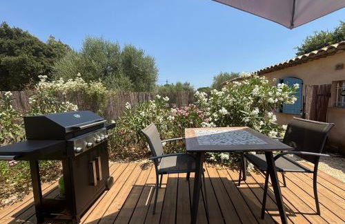 Studio 2 personnes - climatisé, terrasse, parking - Foto 1