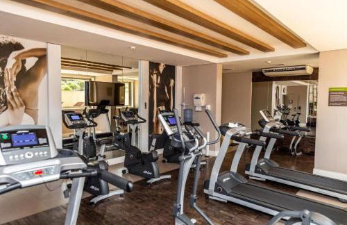 Quarto no Hilton Garden - Piscina - Academia - Ar-condicionado - Região Nobre - Andar alto - Foto 5