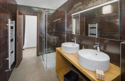 Awesome Home In Sveti Petar U Sumi - Photo 26