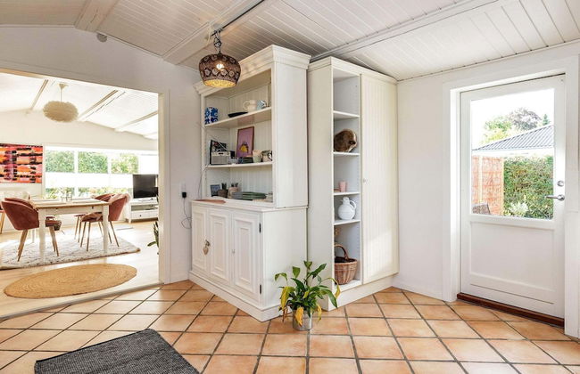 6 Person Holiday Home in Stroby - Foto 15