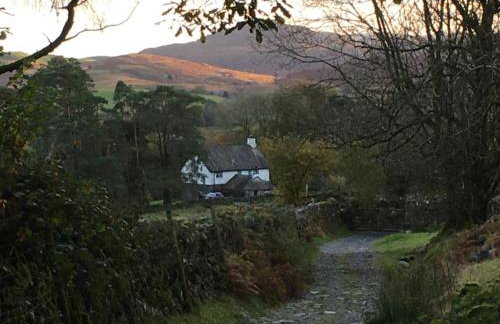 Beautiful Detached Farm House Near Lake Coniston - Pass the Keys - Photo 1