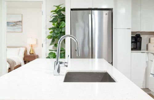 Central 2BR Condo in Downtown Boston & T-Station - Foto 24