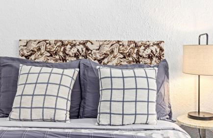 AC Retreat - Cozy 2BR by Tropicana & Beach - Foto 19