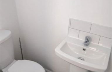 City breaks Corby Double ensuites with tv - Photo 12