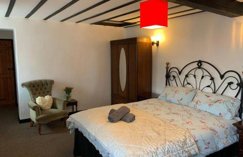 6 Bedroom Farm House with 12 Beds in Weldon - Foto 10