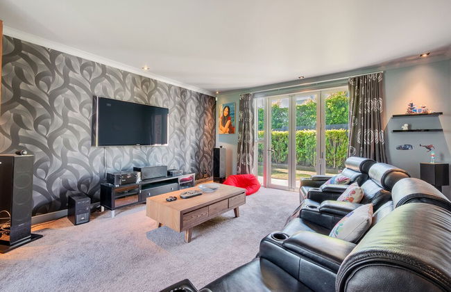 Elegant Sea-View Villa on the Northshore - Photo 24