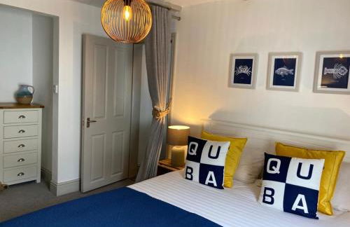 FROM BBC1s BEYOND PARADISE - - Prospect House - - 17th Century Character COTTAGE - - CONNECTING APARTMENTS - - Kids Bunk Room - - Free Public Parking - Foto 14