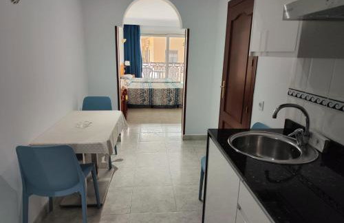 Apartamentos Leonor Carihuela - Photo 30