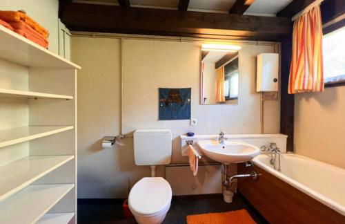 Ferienwohnung Schimmer mit Bergblick im ruhigen, naturverbundenen Ferienpark Vorauf, Siegsdorf - Foto 12