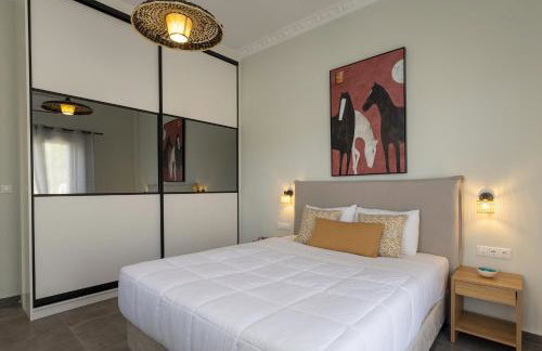 Elia Syros - Photo 24