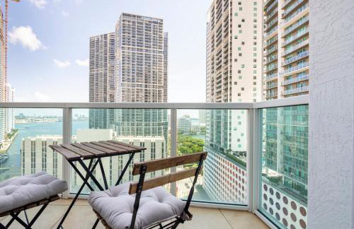 BrickellRiver LOFT with parking & 12 min to South Beach - Foto 6