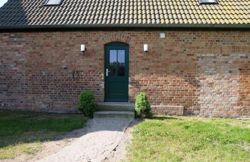 Gut-Rattelvitz-Galerie-D-hochwertig-Sauna-Kamin-eTankstelle-Spielscheune-15-000qm-Parkland - Photo 72