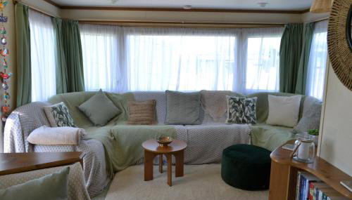 Swallows Return - Foto 4