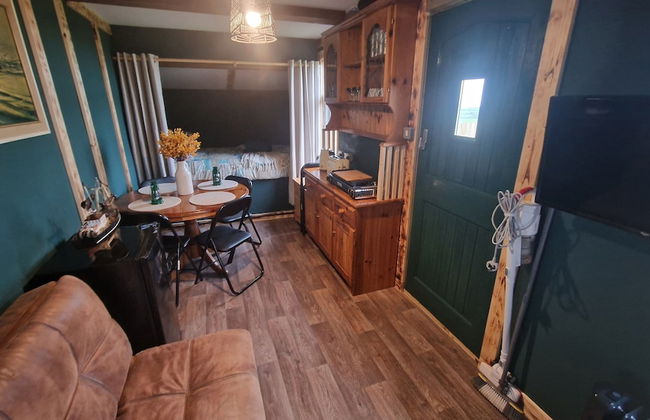 Sea View hut Sleeps 4/6 - Photo 7